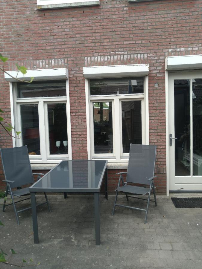 Homestay Etage Met Slaap, En Badkamer Sommelsdijk