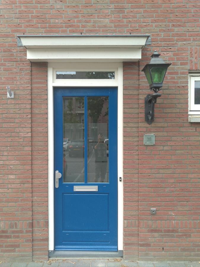 Homestay Etage Met Slaap, En Badkamer Sommelsdijk